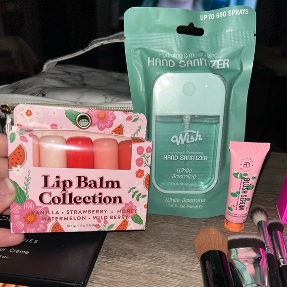 NEW-Large Makeup Bundle-18 items (Jeffree Star, Too Faced, Bare Minerals, etc.) - Picture 10 of 11